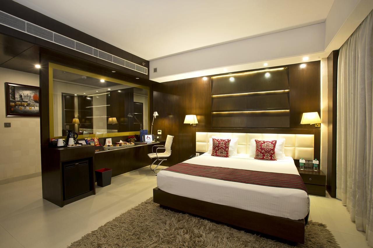 Inde Hotel Chattarpur New Delhi Extérieur photo